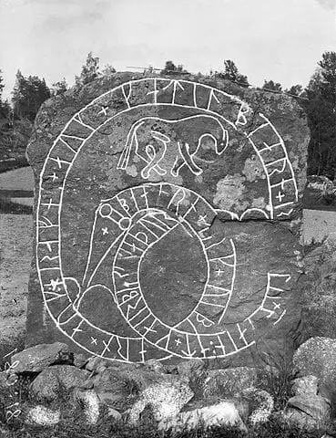 Stutby SÖ226