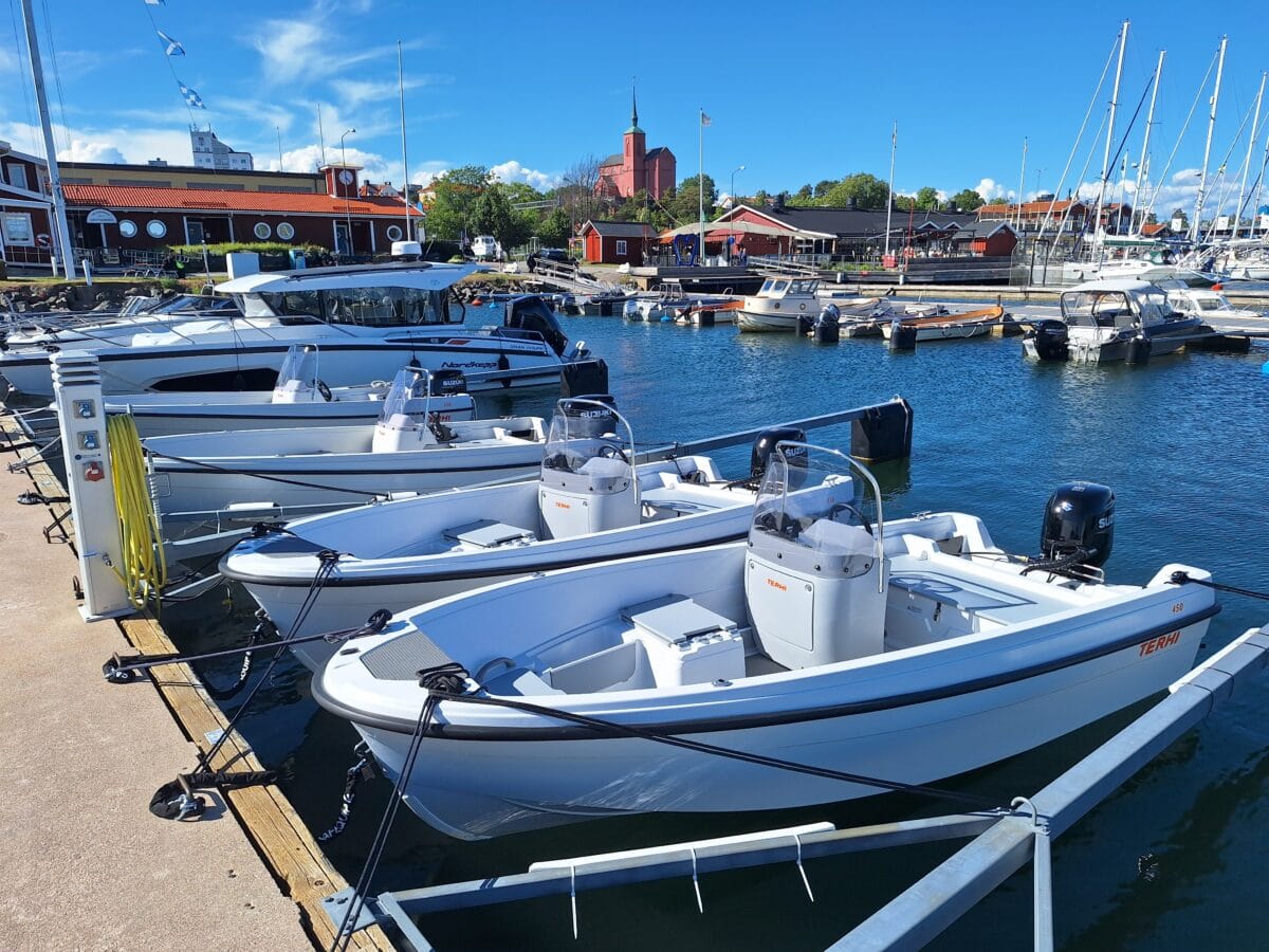 Båtuthyrning